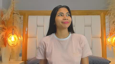 ammy_wood_ online show from September 2025 12:11:02 AM