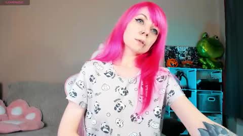 Amy Rose online show from September 2025 08:03:01 PM