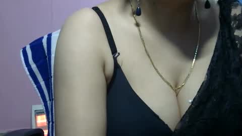 Snapshot of anamika794088 chatting on December 2024 04:11:01 PM anamika794088 online show from December 2024 04:11:01 PM