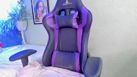 Snapshot of anapola_ chatting on December 2024 04:42:01 PM ana online show from December 2024 04:42:01 PM