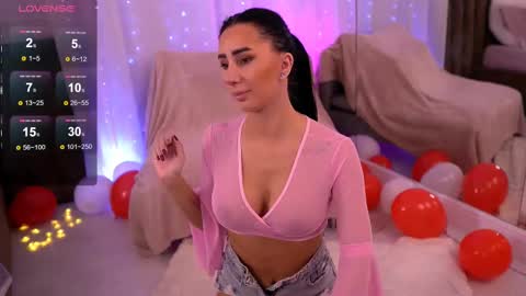 Anna online show from March 2025 10:16:02 PM