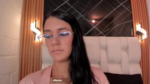 Angel online show from September 2025 06:34:01 PM