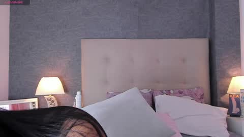 Angela online show from December 2024 12:59:02 PM