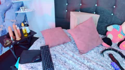 ANGEL online show from September 2025 03:05:01 PM