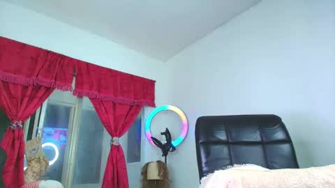 Jovana Michell online show from March 2025 06:16:01 PM