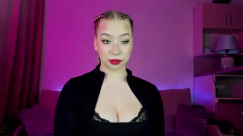 Annabelle online show from February 2025 04:55:01 PM