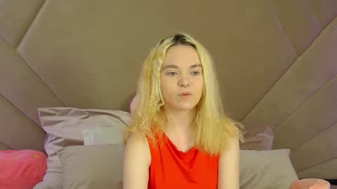 AnnaDelon online show from September 2025 04:45:02 AM