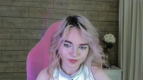 AnnaDelon online show from September 2025 04:14:02 AM