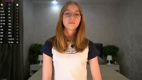 Snapshot of annettaregino chatting on November 2025 06:51:01 PM Eva online show from November 2025 06:51:01 PM