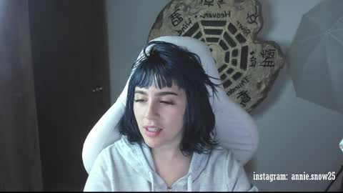 JEANNE no olvides seguirme dont forget follow me  uu online show from February 2025 12:30:01 AM