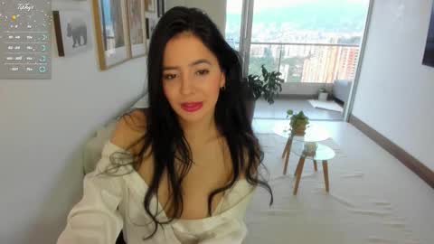 Anny online show from September 2025 10:53:01 PM