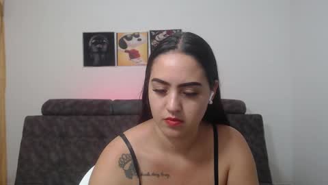 Anthonela Queen online show from March 2025 01:54:01 PM