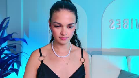  April Rhodes  online show from January 2025 10:21:02 AM