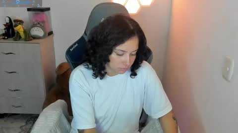 Snapshot of aqua_emilly chatting on October 2025 11:16:01 PM aqua emilly online show from October 2025 11:16:01 PM