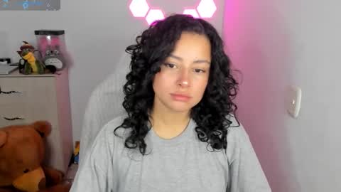 Snapshot of aqua_emilly chatting on December 2025 11:23:02 PM aqua emilly online show from December 2025 11:23:02 PM