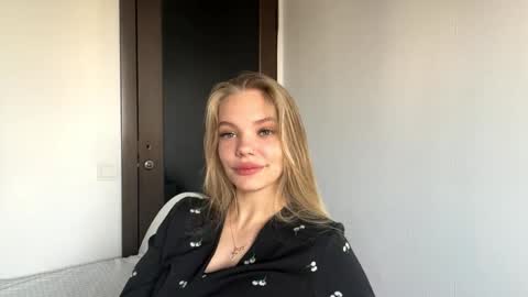 Amelia online show from November 2025 05:39:01 AM