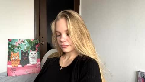 Amelia online show from December 2025 07:06:01 AM