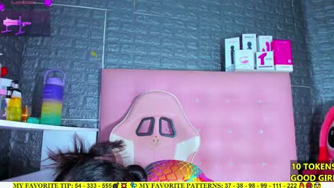 Arianna online show from September 2025 07:40:02 PM