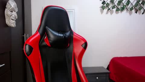 chris online show from March 2025 06:43:01 PM