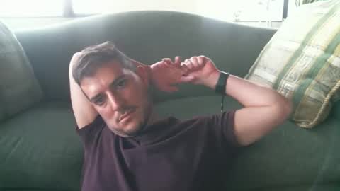 Snapshot of arielsinho chatting on October 2025 10:21:01 PM Anon online show from October 2025 10:21:01 PM