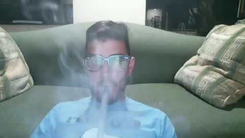 Snapshot of arielsinho chatting on December 2025 05:27:02 AM Anon online show from December 2025 05:27:02 AM