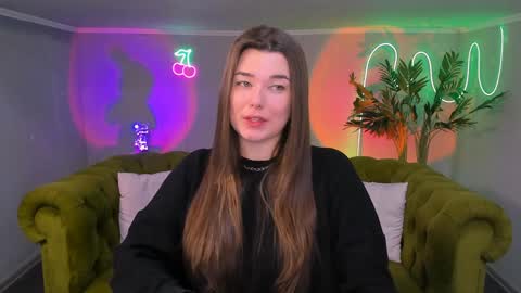 Ari online show from December 2024 01:02:02 PM