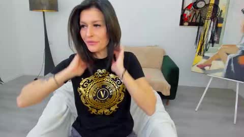 Snapshot of arya_anna chatting on December 2025 05:12:02 AM Arya online show from December 2025 05:12:02 AM