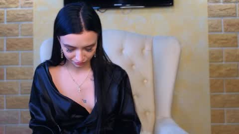 veronika online show from December 2024 04:05:02 PM