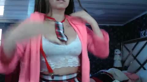 Snapshot of ashleynaughty18 chatting on September 2025 07:19:02 PM ashleynaughty18 online show from September 2025 07:19:02 PM
