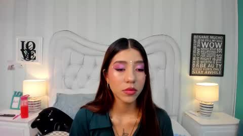 Snapshot of ashleyroberh chatting on October 2025 07:37:01 PM AshleyRoberh online show from October 2025 07:37:01 PM