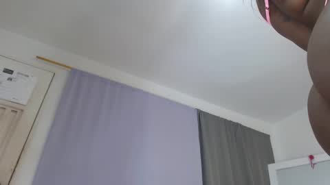 Ashlie Green  online show from September 2025 10:54:01 PM