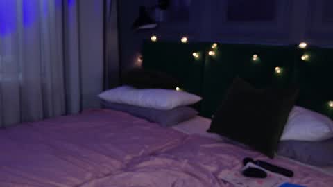 Audrey online show from December 2024 08:38:02 AM