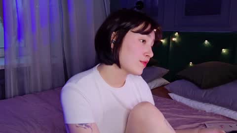 Audrey online show from December 2024 08:48:02 AM