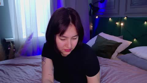 Audrey online show from March 2025 07:04:02 AM