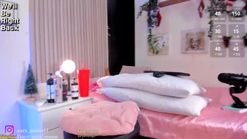 Snapshot of aura_moon chatting on January 2025 10:34:02 AM Hello I am Marcela follow me on my instagram aura moon11 online show from January 2025 10:34:02 AM