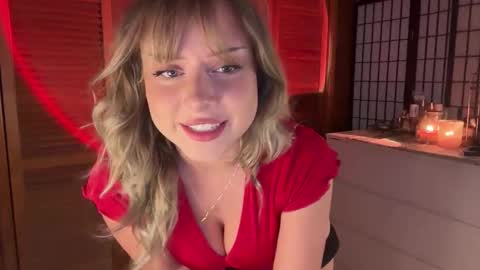 Snapshot of averyyy333 chatting on October 2025 09:46:01 PM Avery online show from October 2025 09:46:01 PM