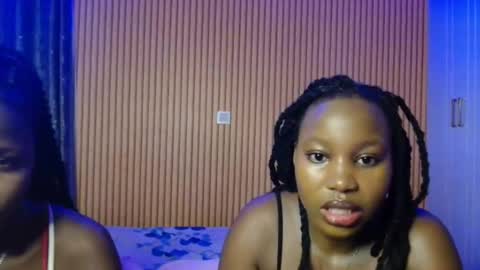 Snapshot of avian_talya chatting on November 2025 03:07:02 PM Avian online show from November 2025 03:07:02 PM