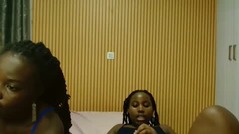 Snapshot of avian_talya chatting on November 2025 05:48:01 PM Avian online show from November 2025 05:48:01 PM