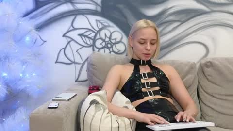 Goddess Avrora online show from December 2024 10:37:02 AM