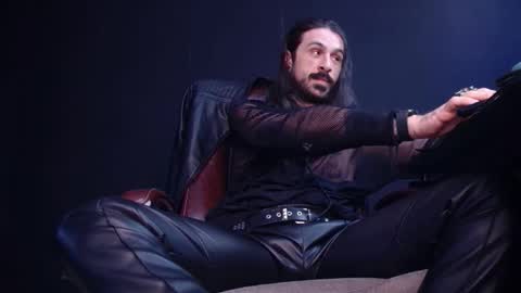 Snapshot of axelcolton chatting on October 2025 10:23:02 AM AxelColton online show from October 2025 10:23:02 AM