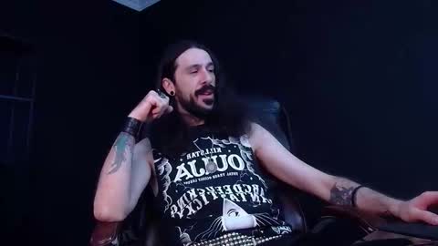 Snapshot of axelcolton chatting on November 2025 10:04:02 AM AxelColton online show from November 2025 10:04:02 AM