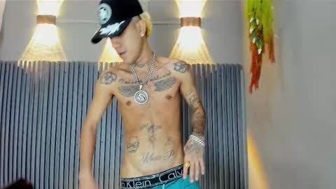 Snapshot of ayala_tattoo chatting on December 2025 09:09:01 PM Ayala online show from December 2025 09:09:01 PM