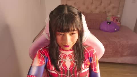 Snapshot of ayumi_tanaka chatting on October 2025 05:08:02 PM online show from October 2025 05:08:02 PM
