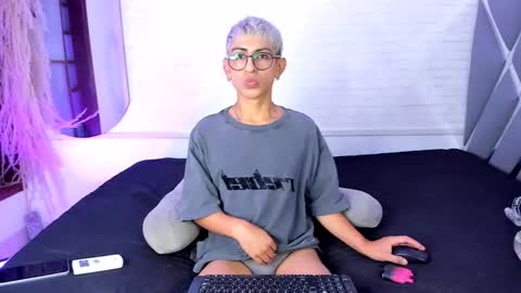    AZIEL    online show from September 2025 03:31:01 AM
