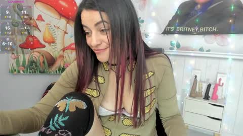 Azucena R online show from February 2025 05:58:01 PM