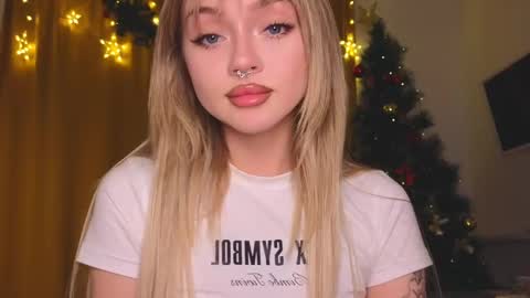 Snapshot of baby_adele chatting on January 2025 08:02:01 PM bb adele online show from January 2025 08:02:01 PM
