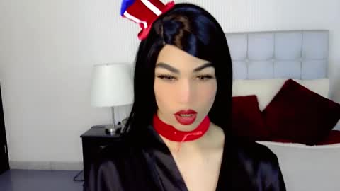 KENDALL online show from September 2025 12:38:02 PM