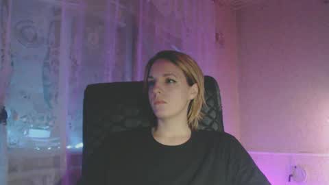 Sonya online show from January 2025 10:57:01 PM