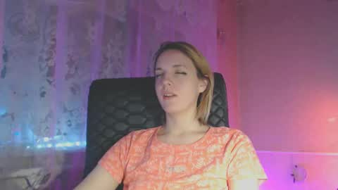 Sonya online show from February 2025 08:58:01 PM