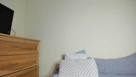 Snapshot of badmodel_ chatting on March 2025 02:04:02 PM Name online show from March 2025 02:04:02 PM